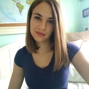 Meet your Posher, Rebecca